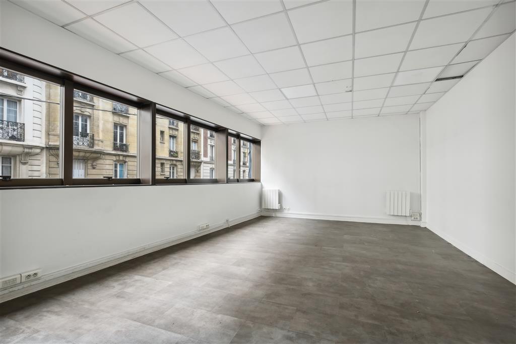 Photo 1 de 10 309 991