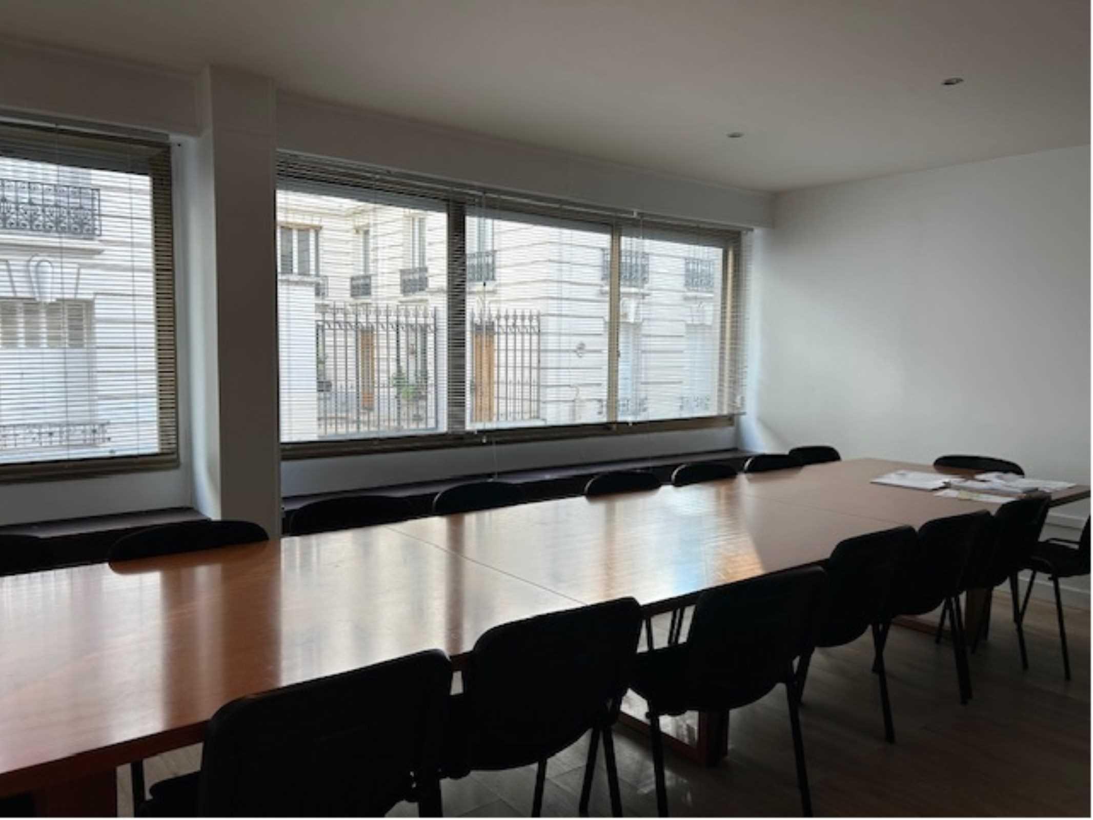 Photo 2 de 6 215 908