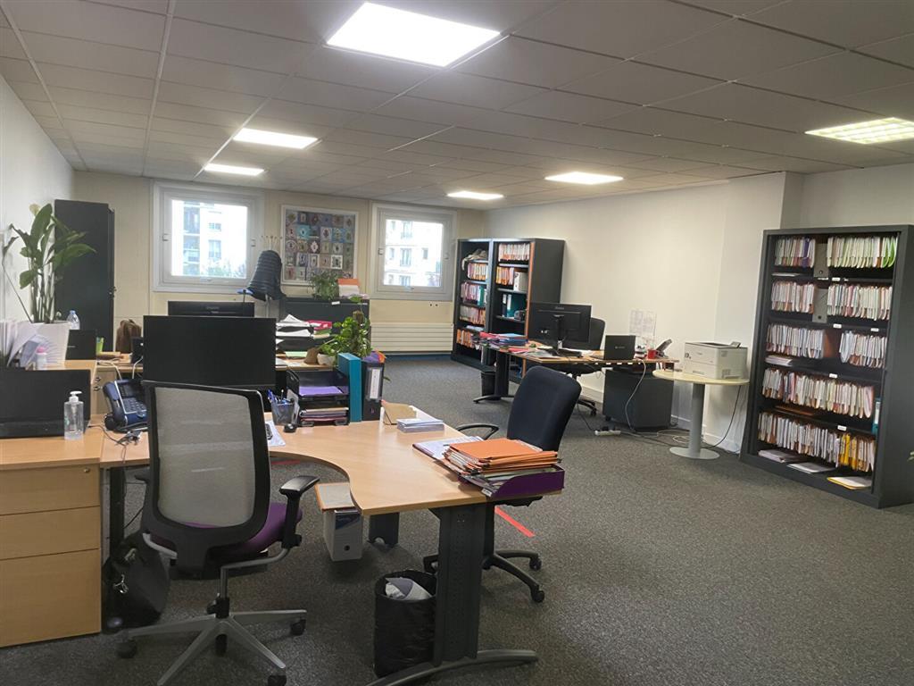 Photo 2 de 10 316 440