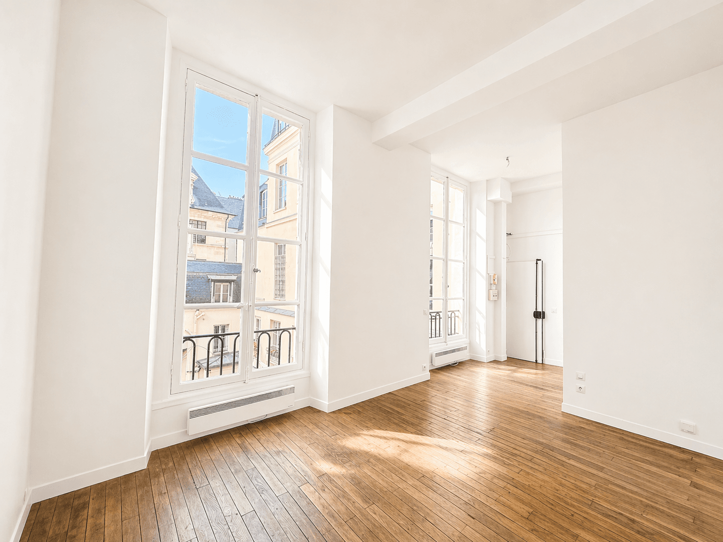 Photo 1 de 10 178 486