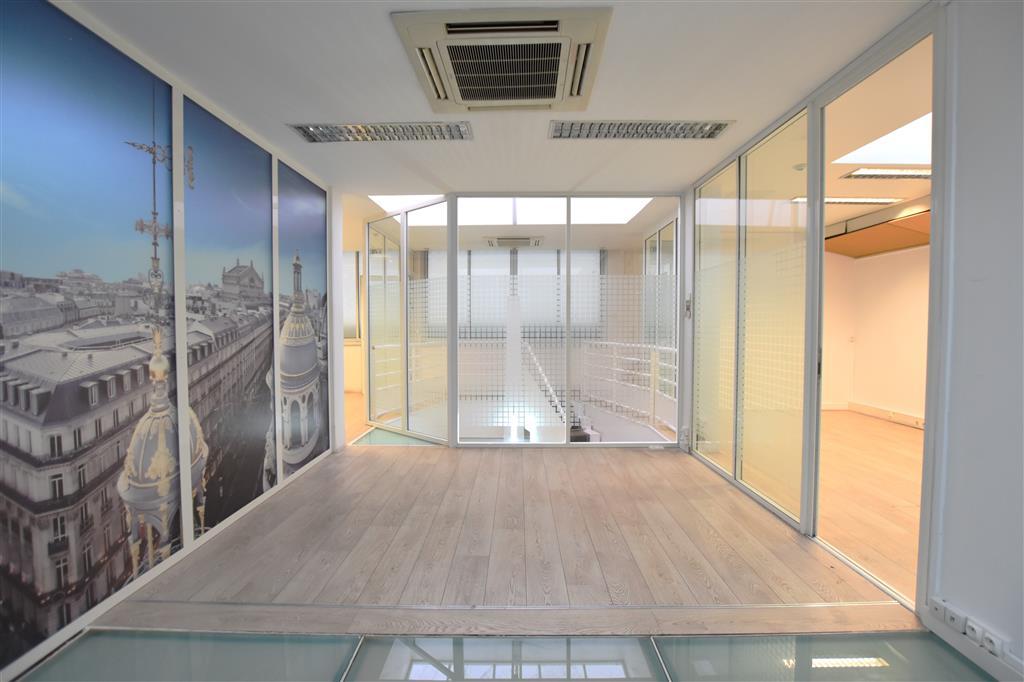 Photo 5 de 10 197 550