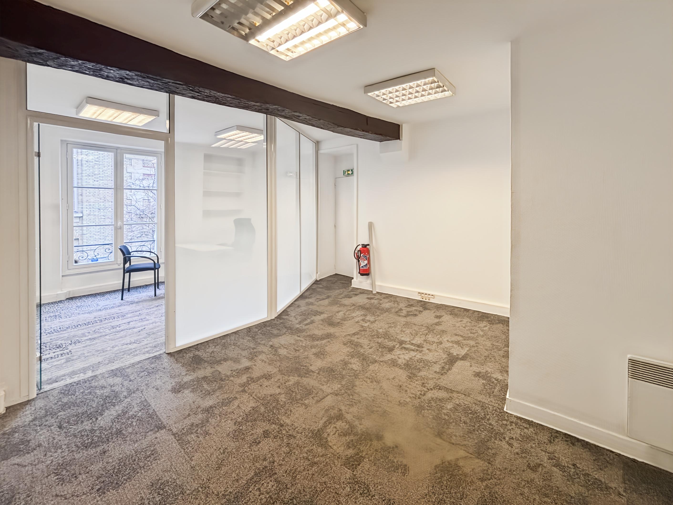 Photo 4 de 3 992 269