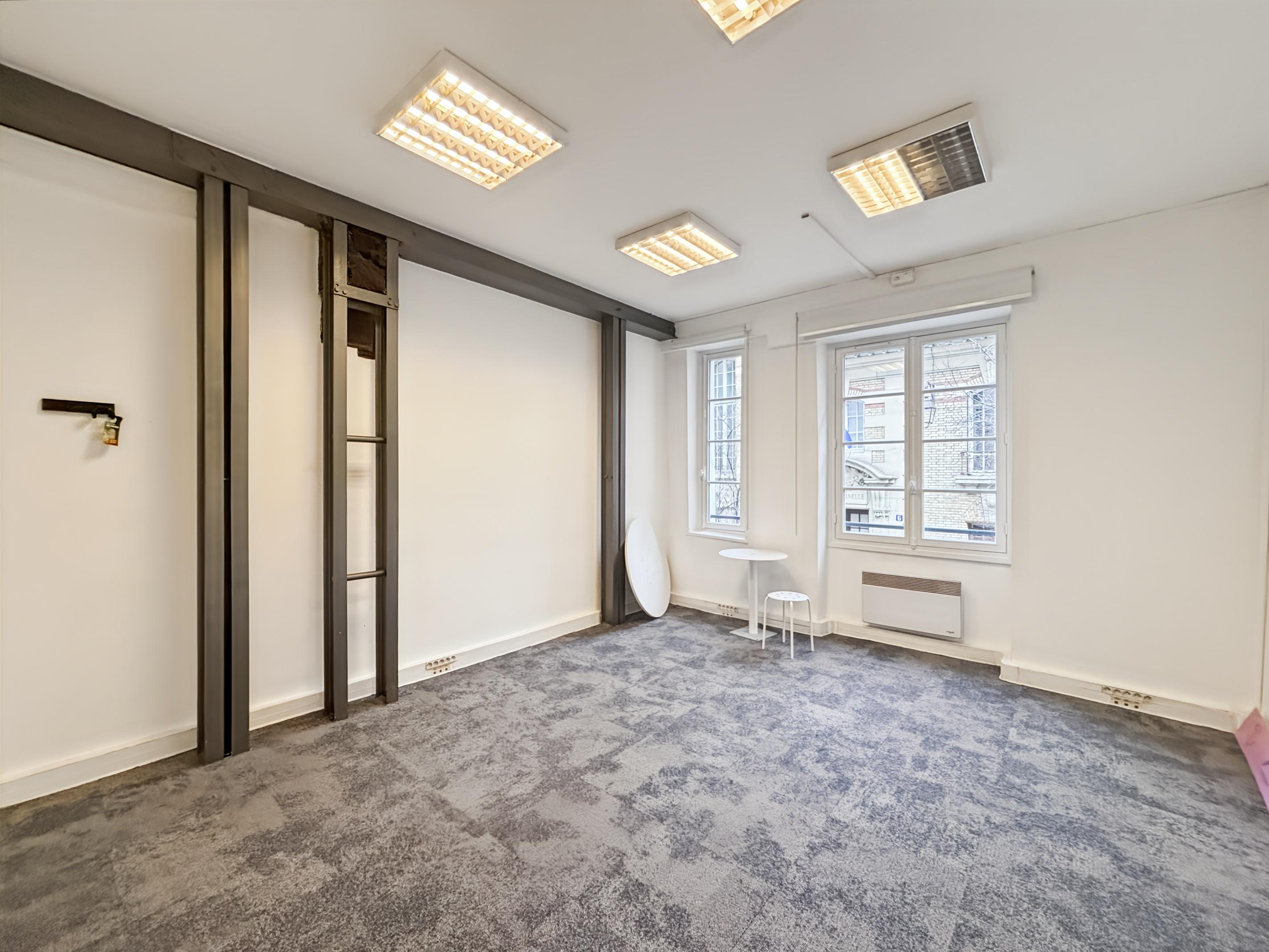 Photo 6 de 3 992 269