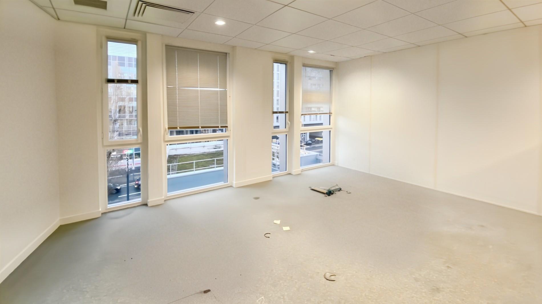 Photo 3 de 10 321 975