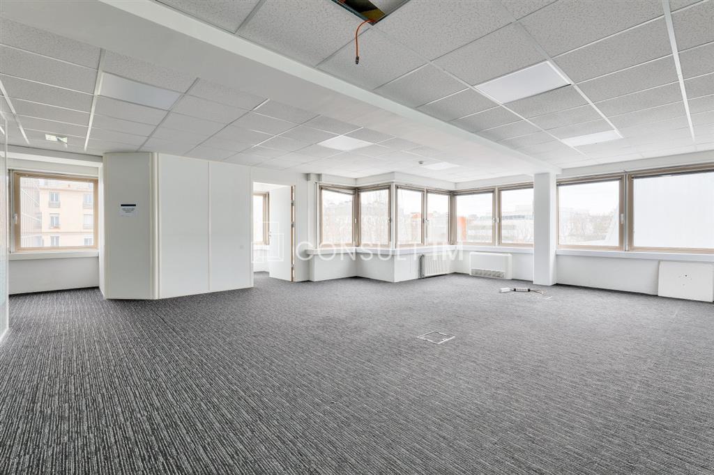 Photo 1 de 10 316 334