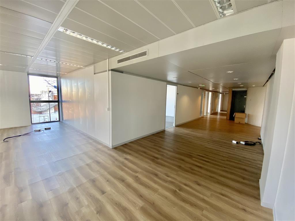 Photo 6 de 10 314 454