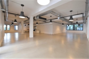 Bureaux de 220 m² à vendre - ref:10314152