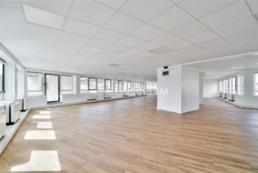 Bureaux de 745 m² à louer - ref:10313052